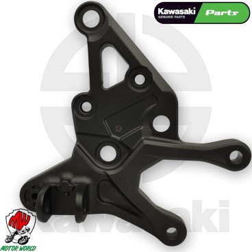 SUPPORTO ANTERIORE DESTRO POGGIA PIEDI ORIGINALE Z 900 2021 2022 2023 2024